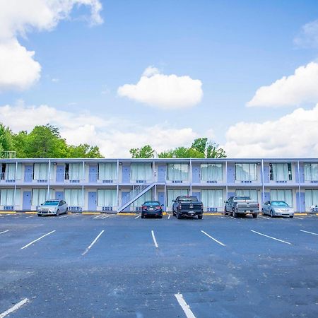 Oyo Inn Kernersville Εξωτερικό φωτογραφία
