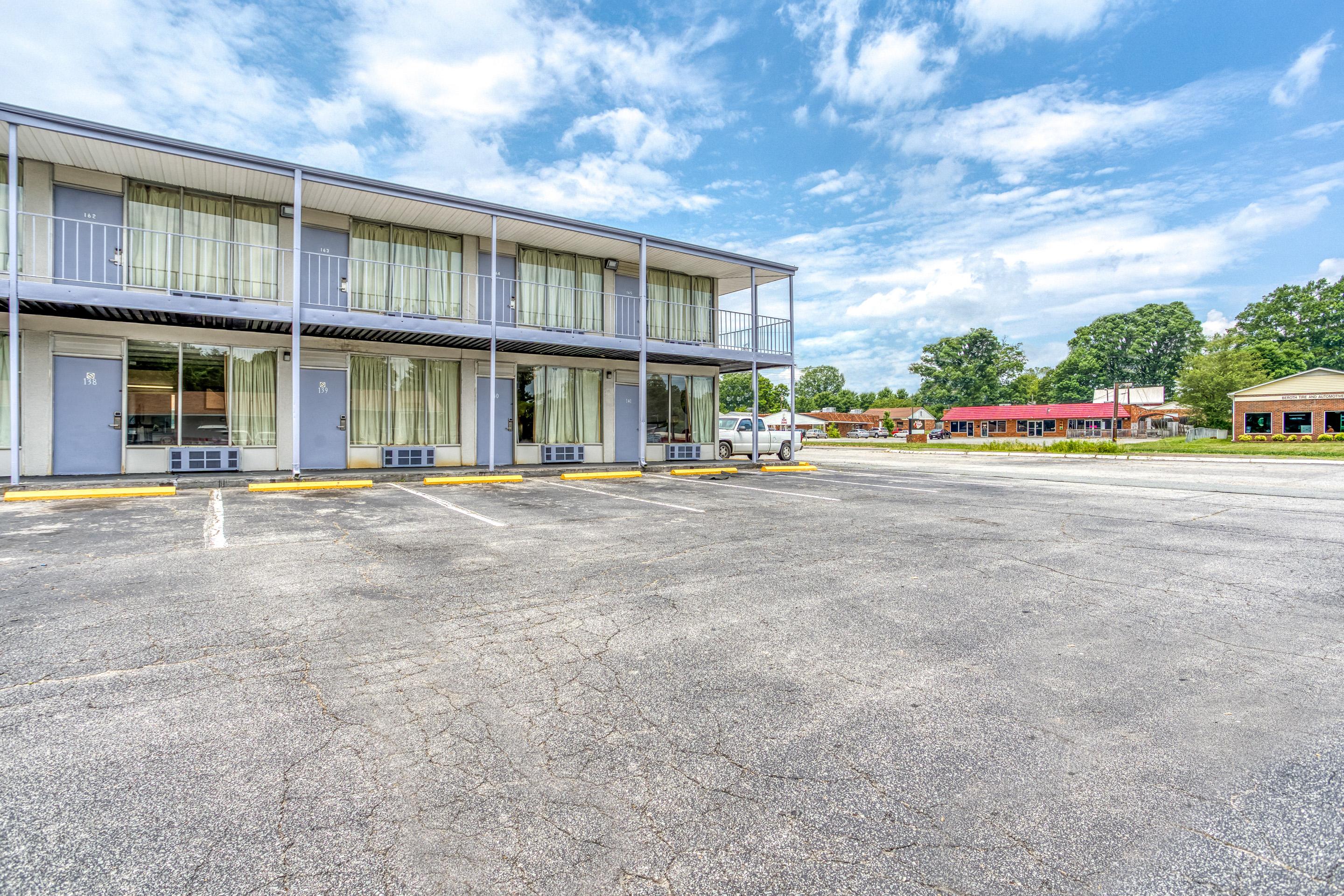 Oyo Inn Kernersville Εξωτερικό φωτογραφία