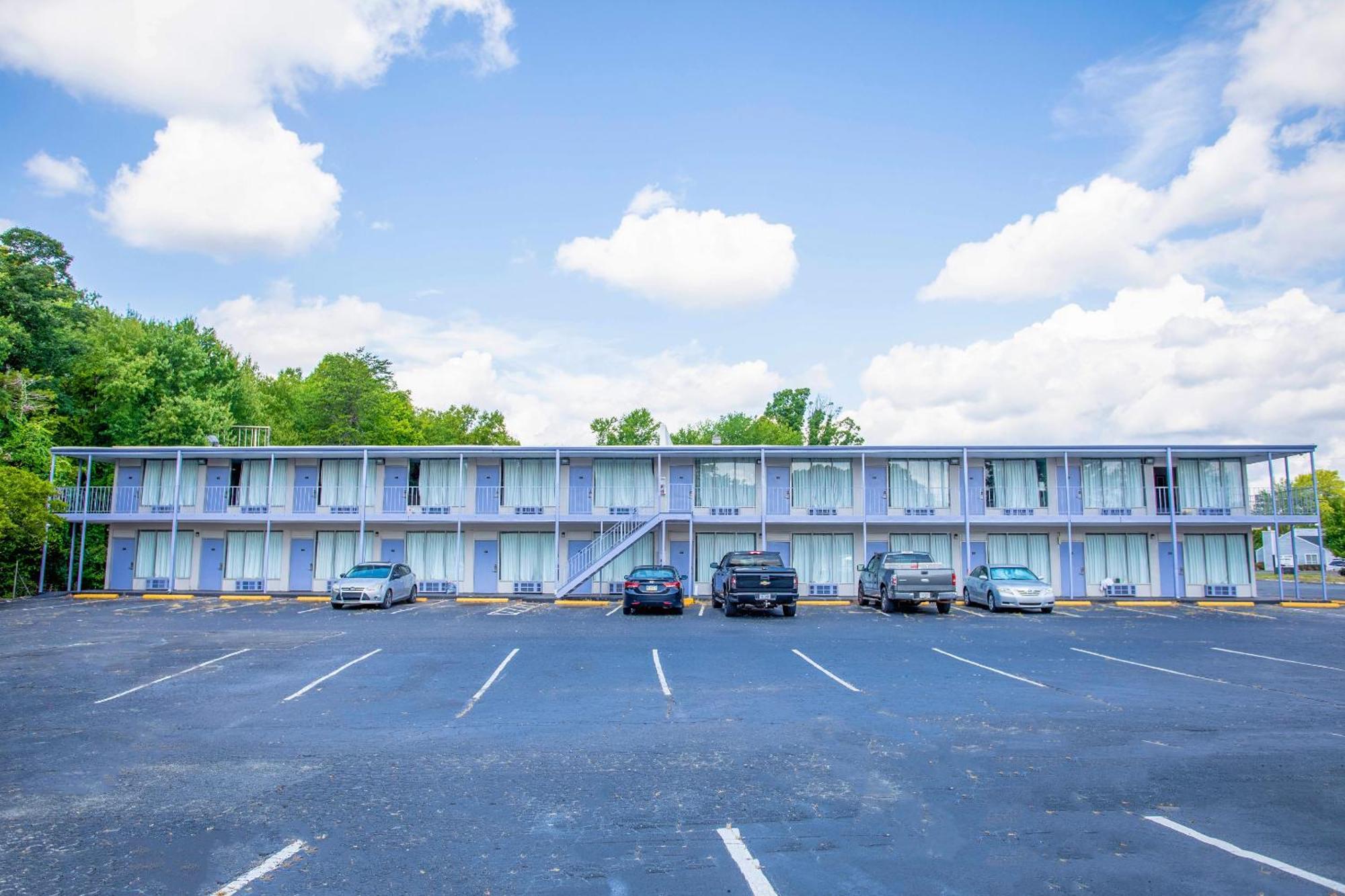 Oyo Inn Kernersville Εξωτερικό φωτογραφία